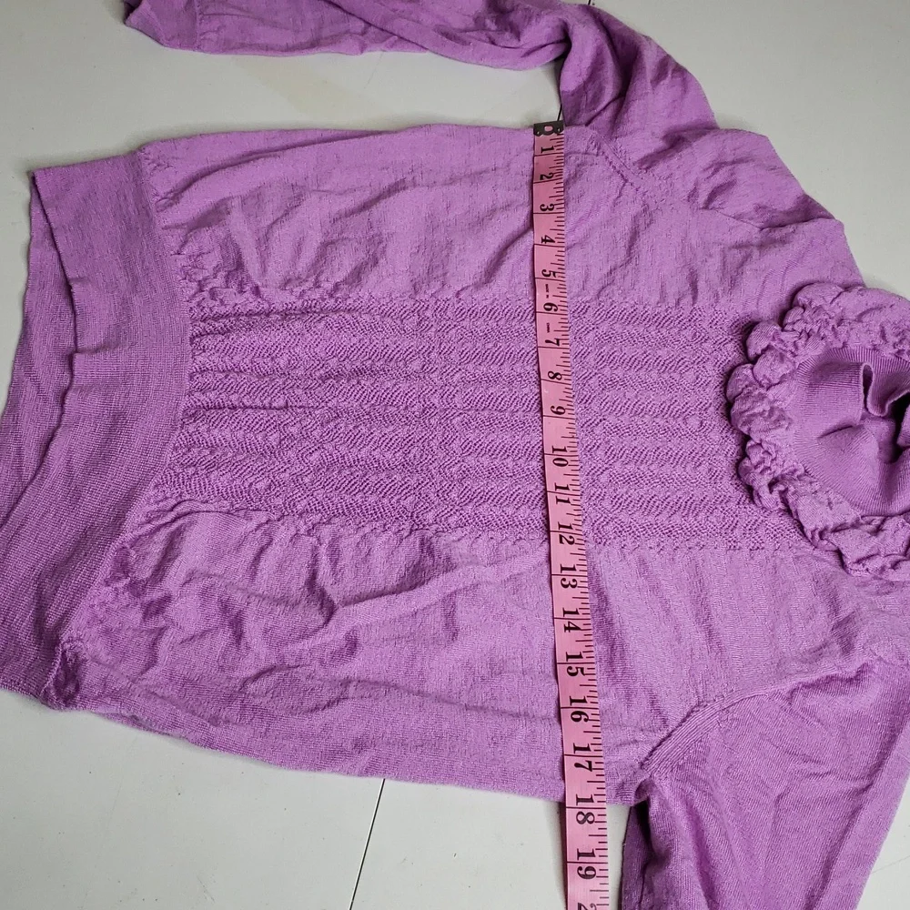 J Crew Knit 100% Merino Wool Mockneck Pointelle Stich Relaxed Sweater Layer